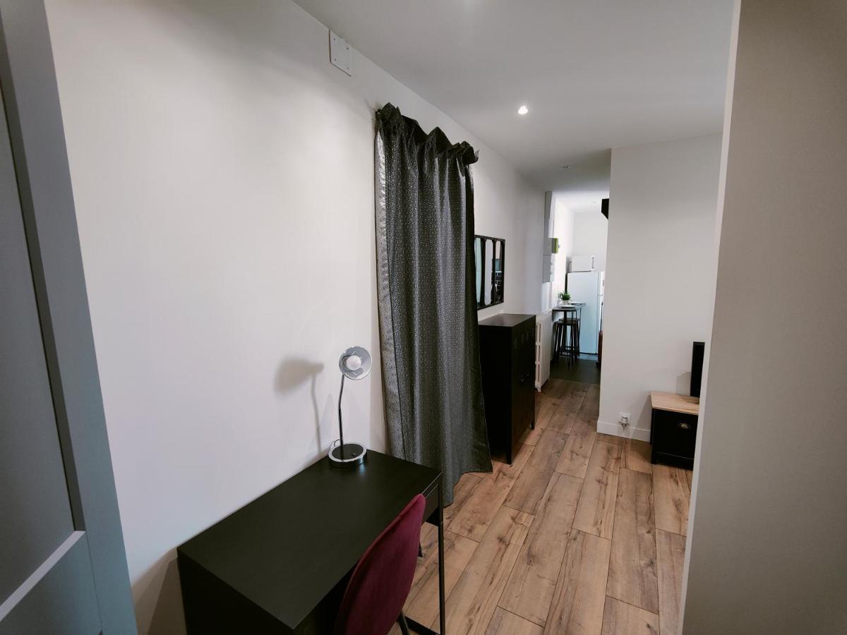 Appartement Business La Garenne-Colombes Esterno foto